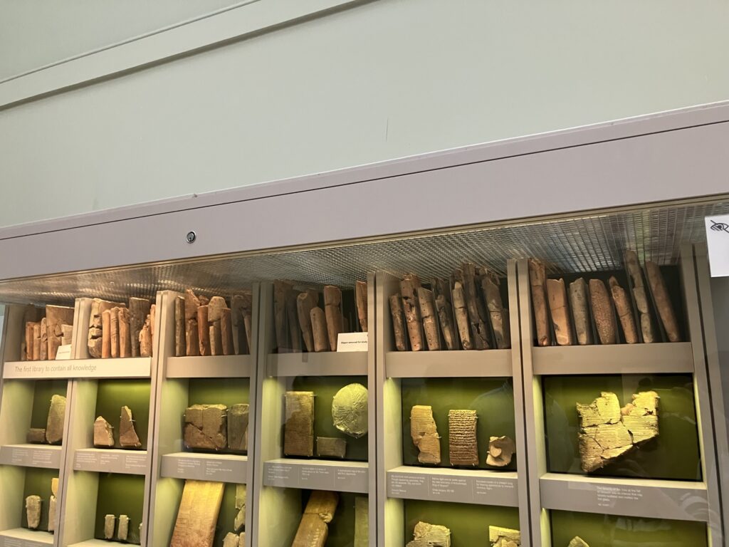 メソポタミア書物　大英博物館